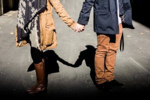 Lee más sobre el artículo Parejas encerradas, ¿cómo salir más enamoradas?